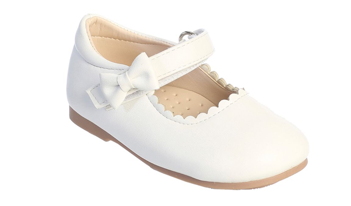 Matte Scalloped Shoe with Velcro Strap S149